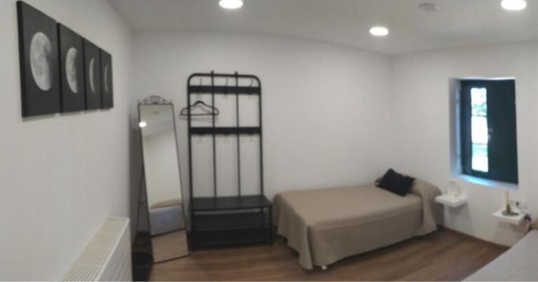 Huellas Albergue Turistico Camino de Santiago Frances 12 768x403