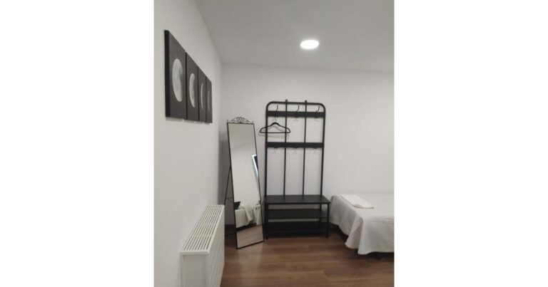 Huellas Albergue Turistico Camino de Santiago Frances 3 768x403