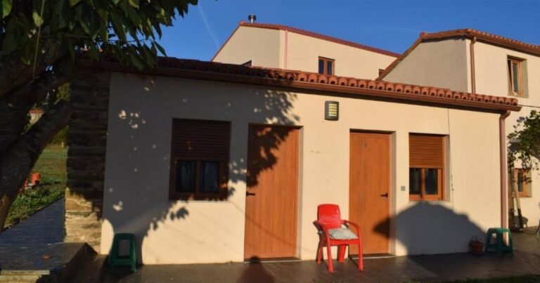 Pension Albergue Los Caminantes Camino de Santiago Frances 4 768x403