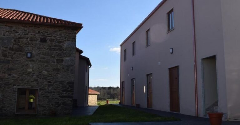 Pension Albergue Los Caminantes Camino de Santiago Frances 9 768x403