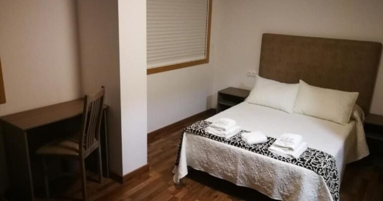 Pension Esquina Melide Camino de Santiago Frances 9 768x403