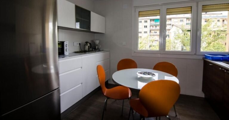 Pension Ibai Ega Estella Camino de Santiago Frances 3 768x403