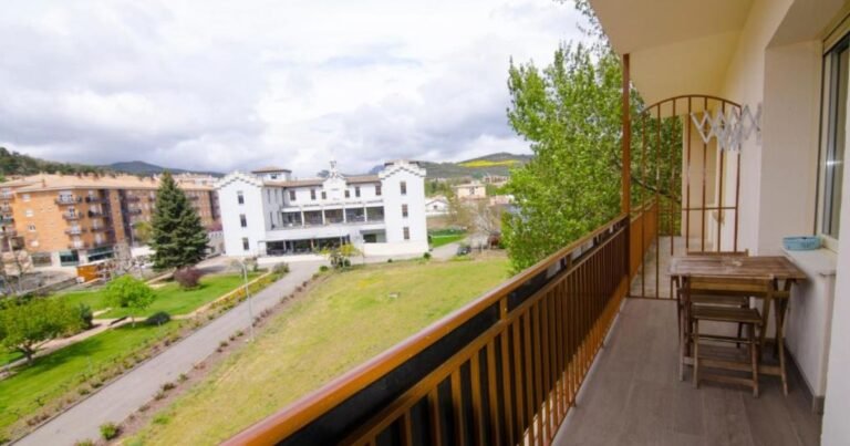 Pension Ibai Ega Estella Camino de Santiago Frances 6 768x403