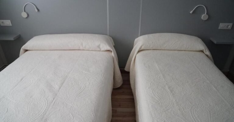 Pension Perez Portomarin Camino de Santiago Frances 9 768x403