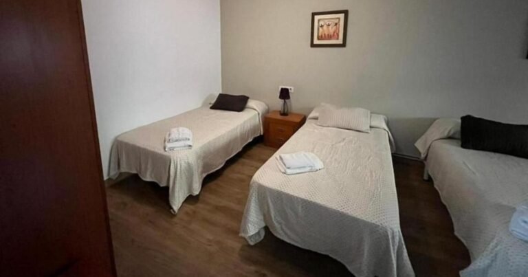 Pension Plaza Palas de Rei Camino de Santiago Frances 9 768x403