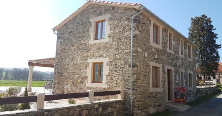 Pension Ribadiso Camino de Santiago Frances 2 768x403