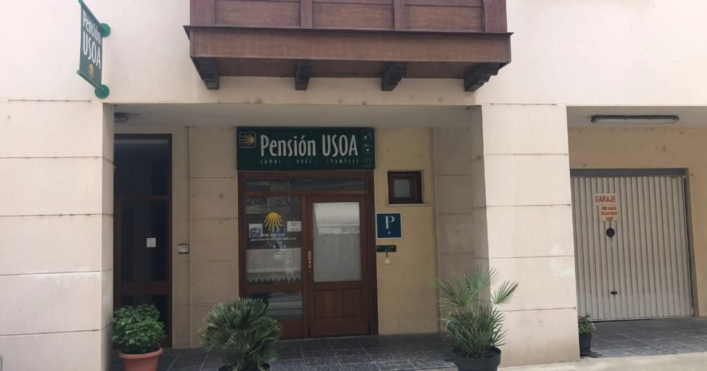 Pension USOA Zubiri Camino de Santiago Frances 1024x538