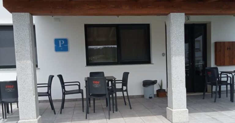 Pension Xacobeo Lavacolla Camino de Santiago Frances 768x403