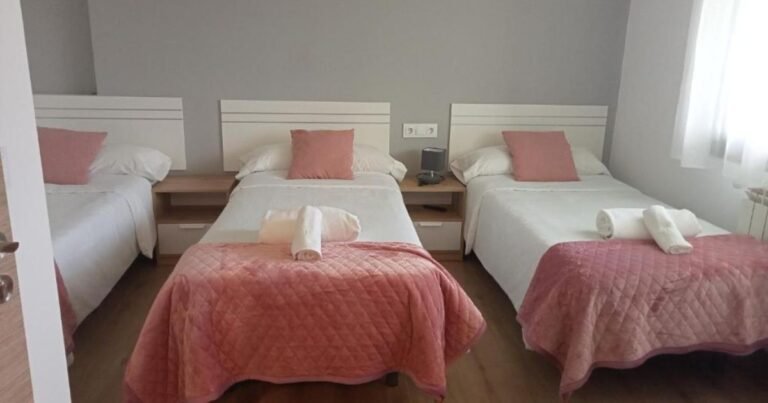 Pension Xacobeo Lavacolla Camino de Santiago Frances 10 768x403