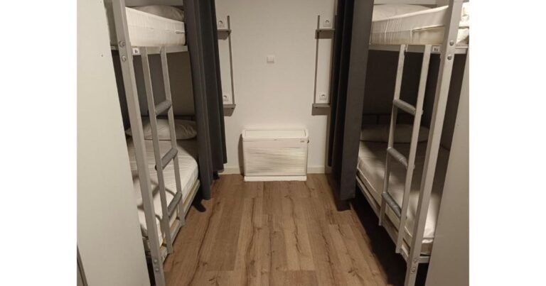 Albergue Check in Leon Camino de Santiago Frances 10 768x403