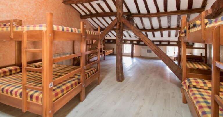Albergue Cuatro Cantones Belorado Camino de Santiago Frances 8 768x403
