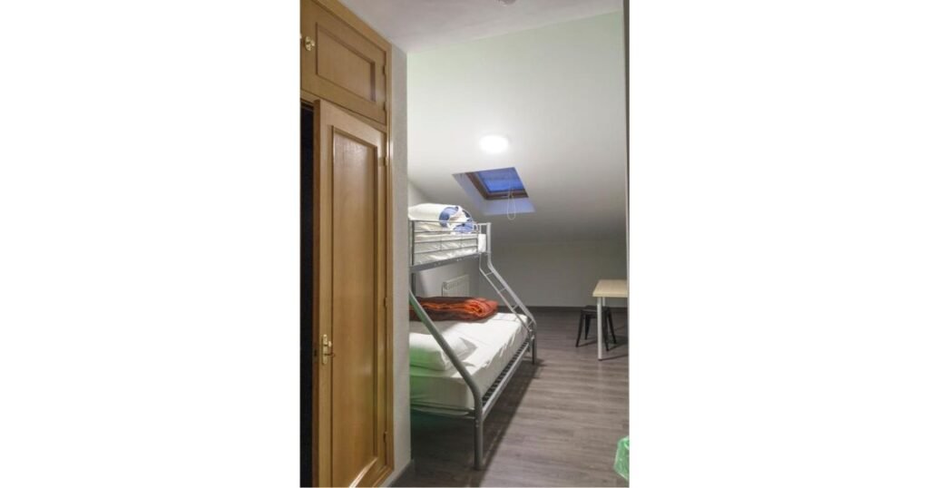 Albergue Hostel Catedral Burgos Camino de Santiago Frances 13 1024x538