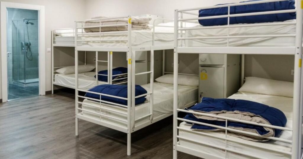 Albergue Hostel Catedral Burgos Camino de Santiago Frances 14 1024x538