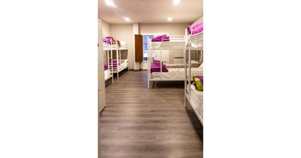 Albergue Hostel Catedral Burgos Camino de Santiago Frances 3 1024x538