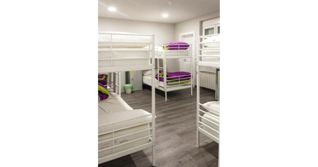 Albergue Hostel Catedral Burgos Camino de Santiago Frances 7 1024x538