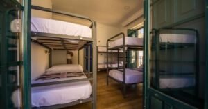 Albergue Hostel Covent Garden Leon Camino de Santiago Frances 6 300x158