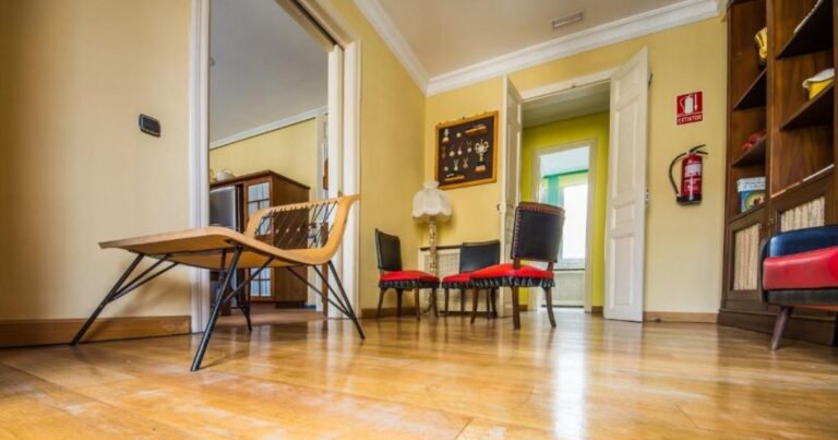 Albergue Hostel Covent Garden Leon Camino de Santiago Frances 8 768x403