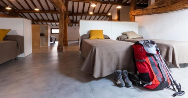 Albergue Hostel Punto B Belorado Camino de Santiago Frances 5 768x403