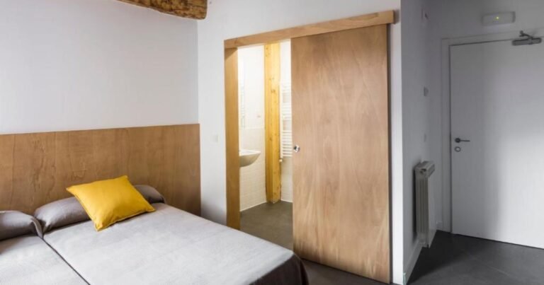 Albergue Hostel Punto B Belorado Camino de Santiago Frances 9 768x403