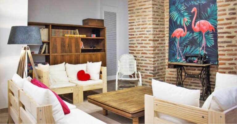 Albergue Hostel Quartier Leon Jabalquinto Camino de Santiago Frances 13 768x403