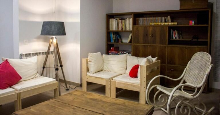 Albergue Hostel Quartier Leon Jabalquinto Camino de Santiago Frances 7 768x403