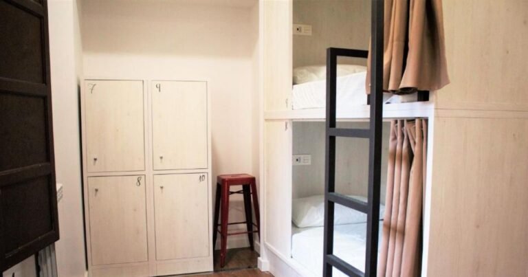 Albergue Hostel Quartier Leon Jabalquinto Camino de Santiago Frances 9 768x403