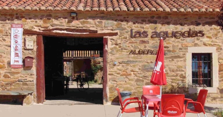 Albergue Las Aguedas Murias de Rechivaldo Camino de Santiago Frances 768x403