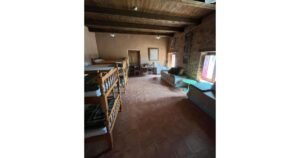 Albergue Las Aguedas Murias de Rechivaldo Camino de Santiago Frances 7 300x158