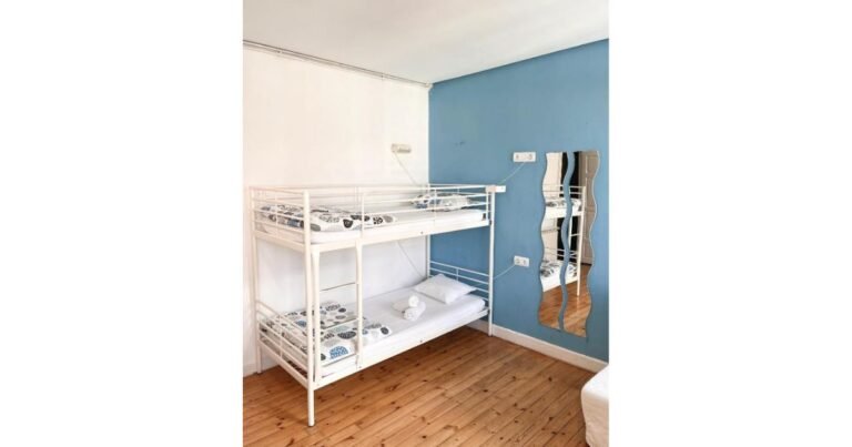 Albergue Leon Hostel Camino de Santiago Frances 11 768x403