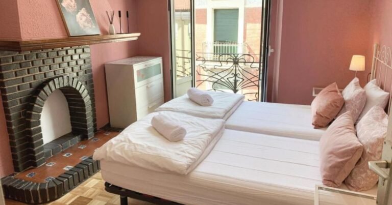 Albergue Leon Hostel Camino de Santiago Frances 14 768x403