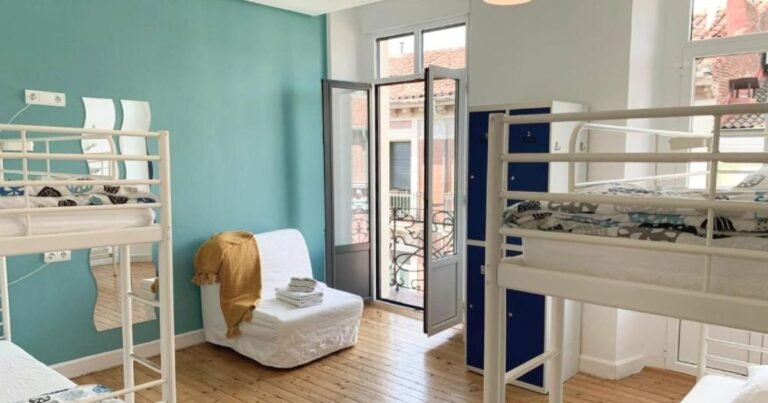 Albergue Leon Hostel Camino de Santiago Frances 3 768x403