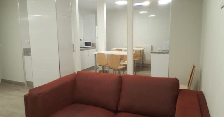 Albergue Logrono Centro Camino de Santiago Frances 10 768x403