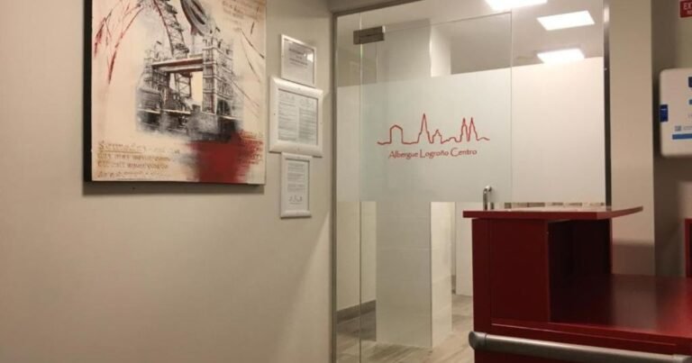 Albergue Logrono Centro Camino de Santiago Frances 11 768x403