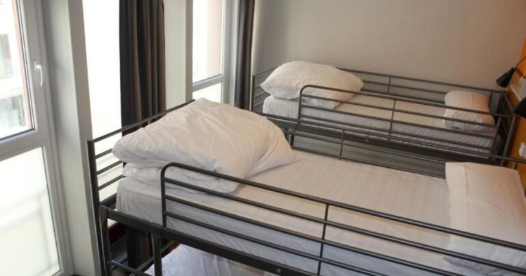 Albergue Mola Hostel Burgos Camino de Santiago Frances 11 768x403