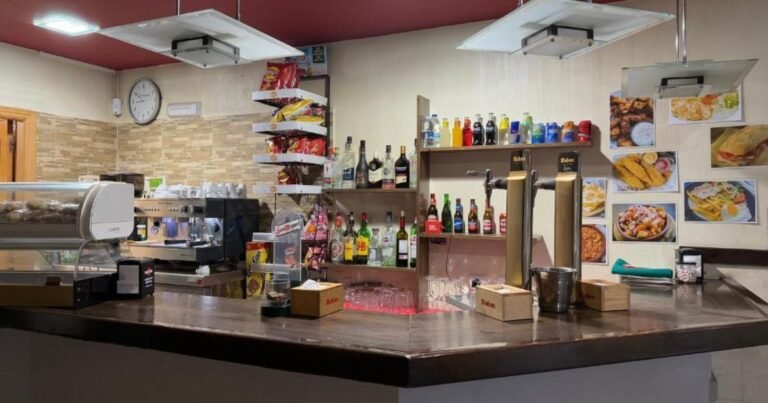 Albergue Municipal San Roque Villambistia Camino de Santiago Frances 7 768x403