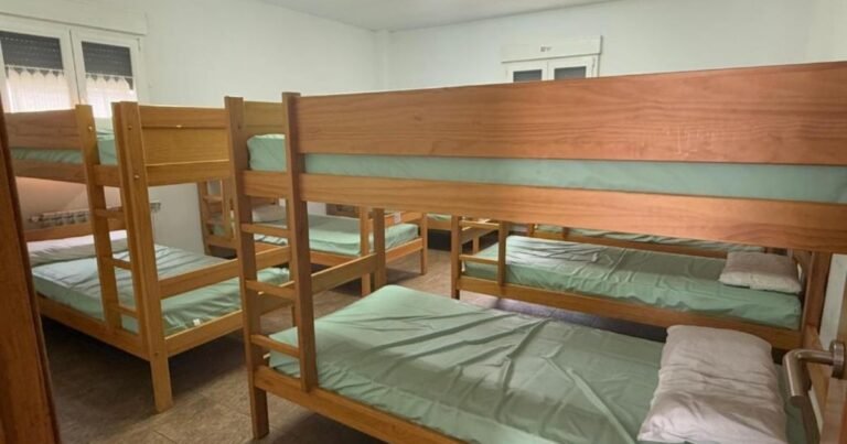 Albergue Municipal San Roque Villambistia Camino de Santiago Frances 8 768x403