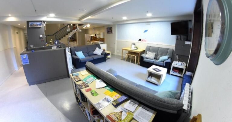 Albergue Plaza Catedral Pamplona Camino de Santiago Frances 6 768x403