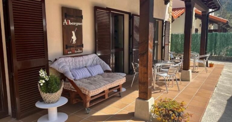 Albergue San Nicolas Larrasoana Camino de Santiago Frances 2 768x403