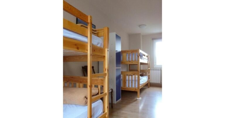 Albergue San Nicolas Larrasoana Camino de Santiago Frances 5 768x403