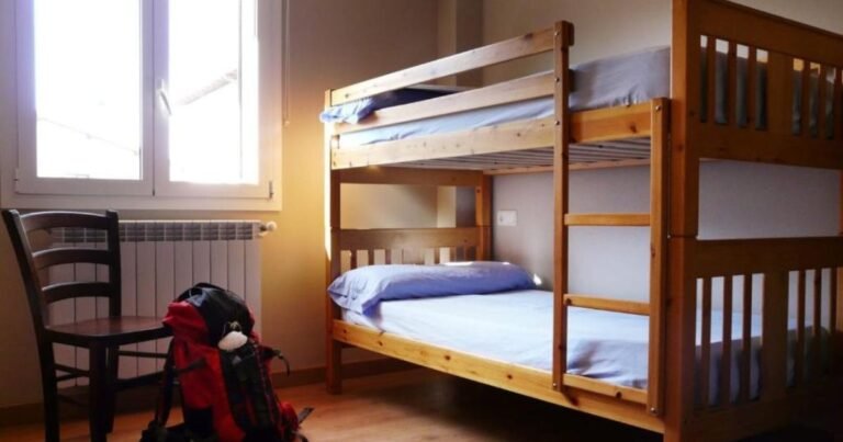 Albergue San Nicolas Larrasoana Camino de Santiago Frances 8 768x403