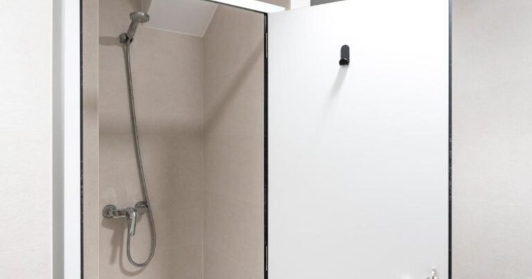 Albergue San Nicolas Logrono Camino de Santiago Frances 13 768x403