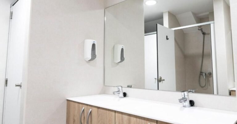 Albergue San Nicolas Logrono Camino de Santiago Frances 14 768x403