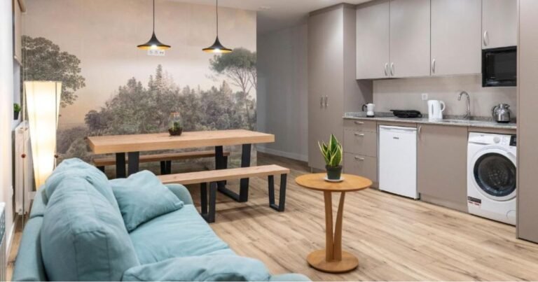 Albergue San Nicolas Logrono Camino de Santiago Frances 15 768x403