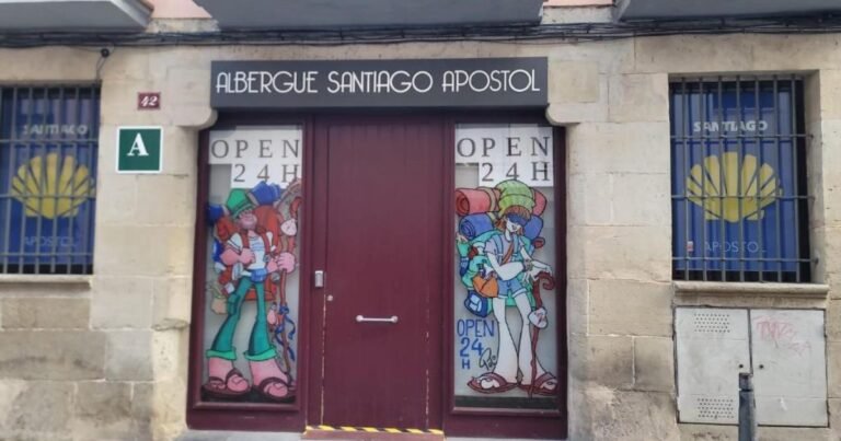 Albergue Santiago Apostol Logrono Camino de Santiago Frances 768x403