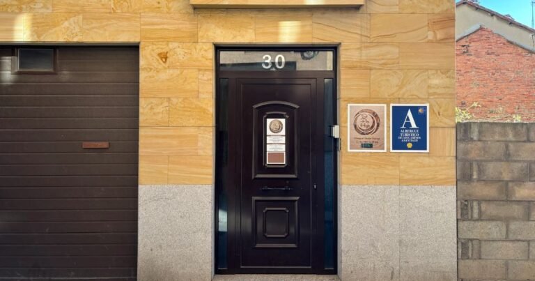 Albergue So Por Hoje Astorga Camino de Santiago Frances 768x403