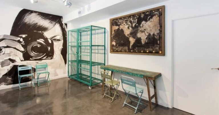 Albergue Winederful Hostel Cafe Logrono Camino de Santiago Frances 10 768x403