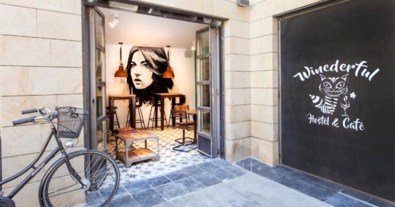 Albergue Winederful Hostel Cafe Logrono Camino de Santiago Frances 3 768x403