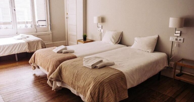 Albergue Zentric Hostel Leon Camino de Santiago Frances 12 768x403