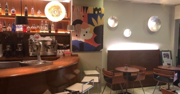 Hostal Albany Leon Camino de Santiago Frances 12 768x403