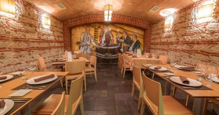 Hostal Albany Leon Camino de Santiago Frances 3 768x403